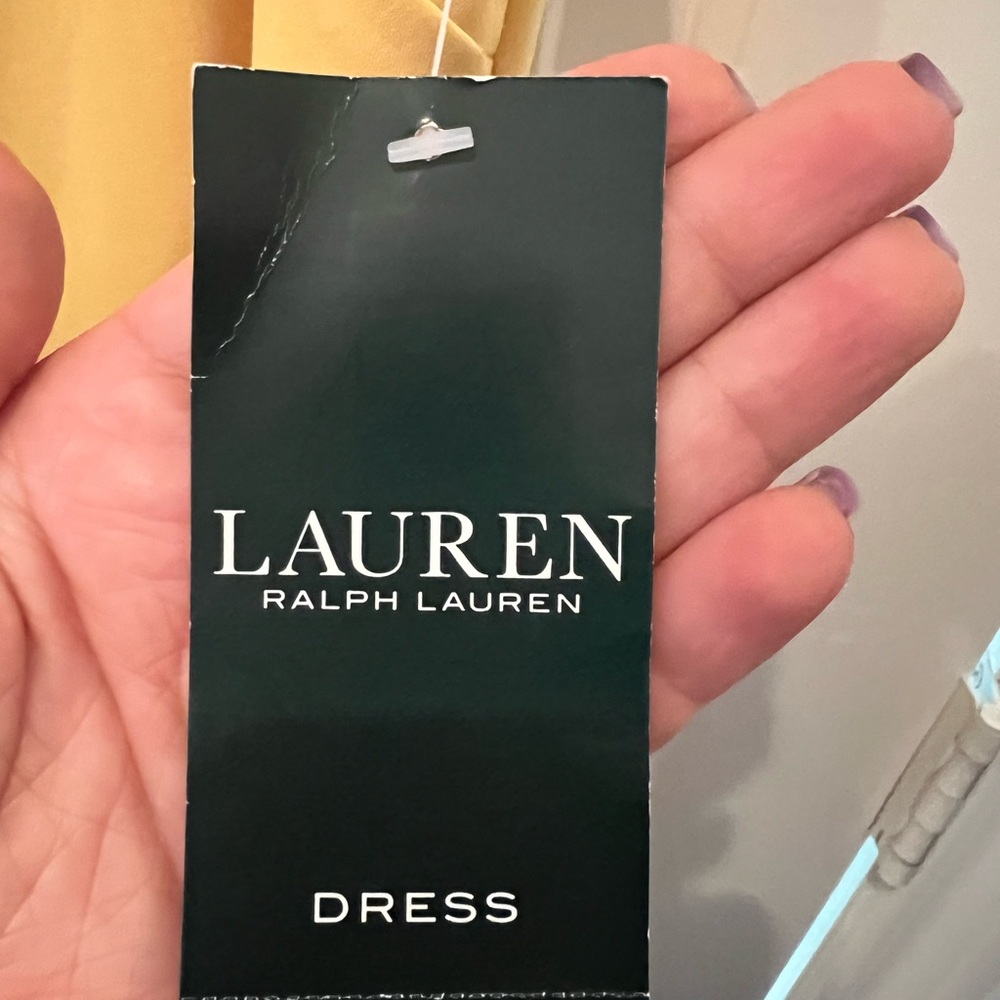 Dress - Picture 3 of 4